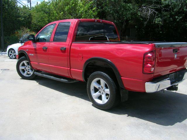 2008 Dodge Ram 1500 4dr LX 4WD Auto