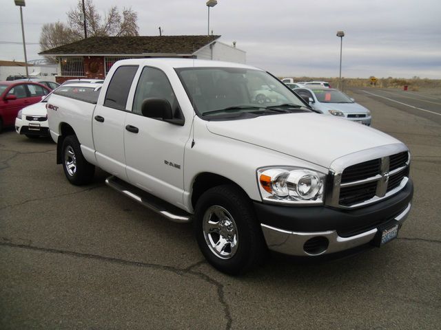 2008 Dodge Ram 1500 SLT 4WD Crew Cab