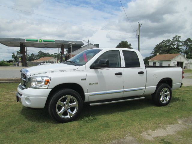 2008 Dodge Ram 1500 4d Wagon AWD