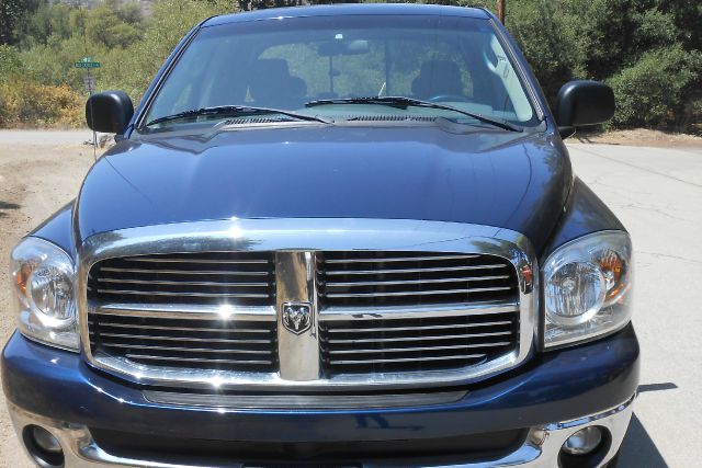 2008 Dodge Ram 1500 SLT 4WD Crew Cab