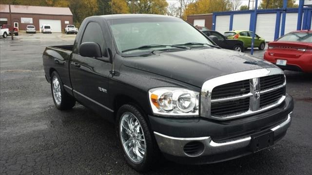 2008 Dodge Ram 1500 XL Ext-cab 4 Dr 4x4