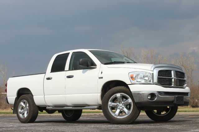 2008 Dodge Ram 1500 4d Wagon AWD