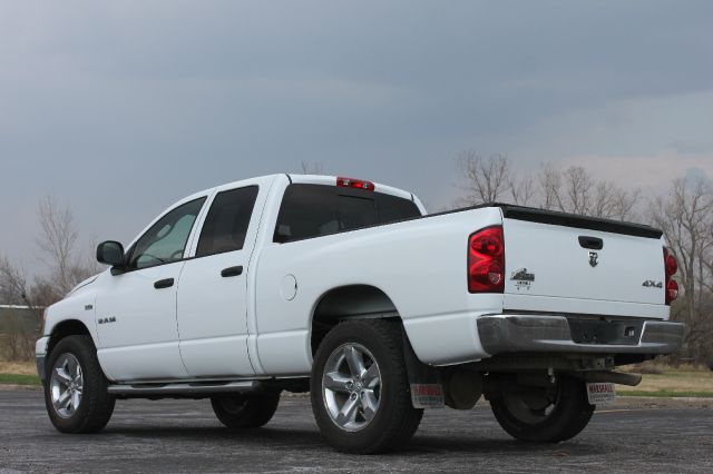 2008 Dodge Ram 1500 4d Wagon AWD