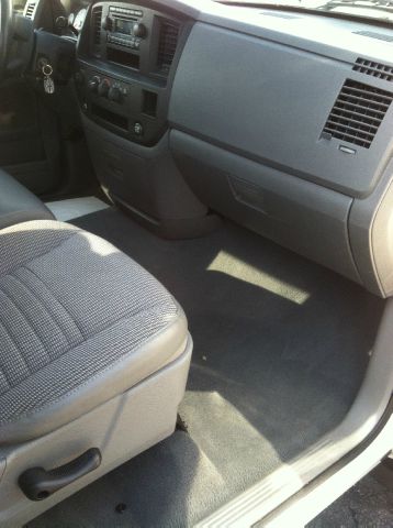 2008 Dodge Ram 1500 EX W/ Leather And DVD