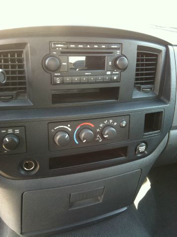 2008 Dodge Ram 1500 EX W/ Leather And DVD