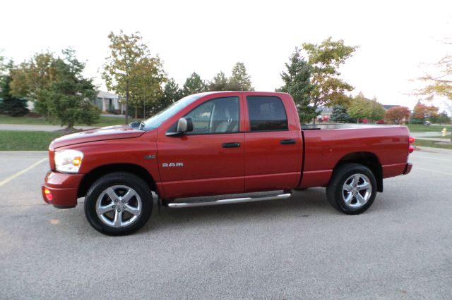 2008 Dodge Ram 1500 XLT 4D Super Cab Truck