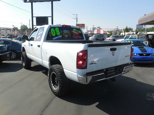 2008 Dodge Ram 1500 323i 4dr Sdn Sedan