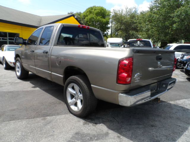 2008 Dodge Ram 1500 4dr LX 4WD Auto