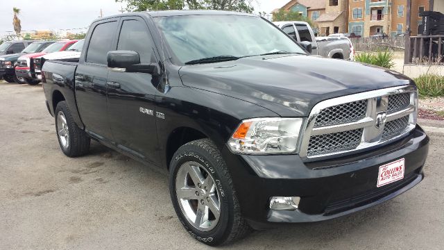 2009 Dodge Ram 1500 2WD Crew Cab 143.5