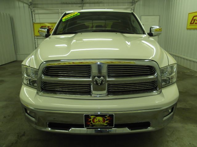 2009 Dodge Ram 1500 2WD Crew Cab 143.5