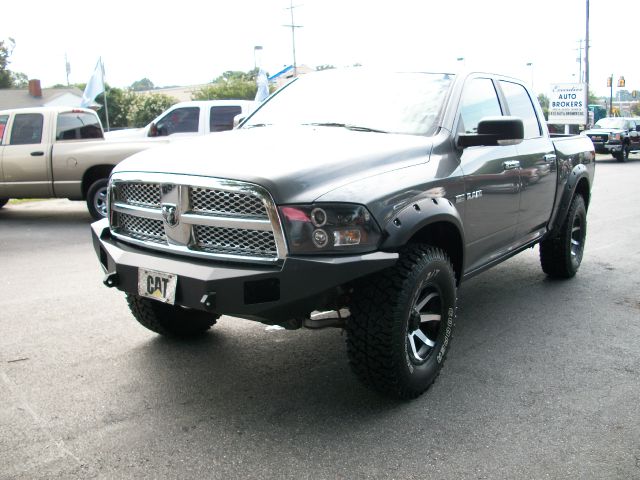 2009 Dodge Ram 1500 SLE Sierra 2WD