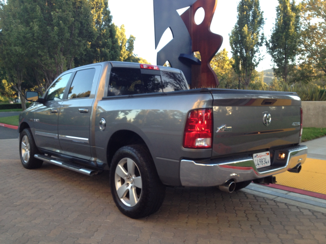 2009 Dodge Ram 1500 SLE Sierra 2WD