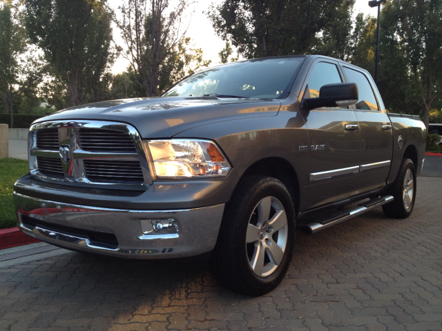 2009 Dodge Ram 1500 SLE Sierra 2WD