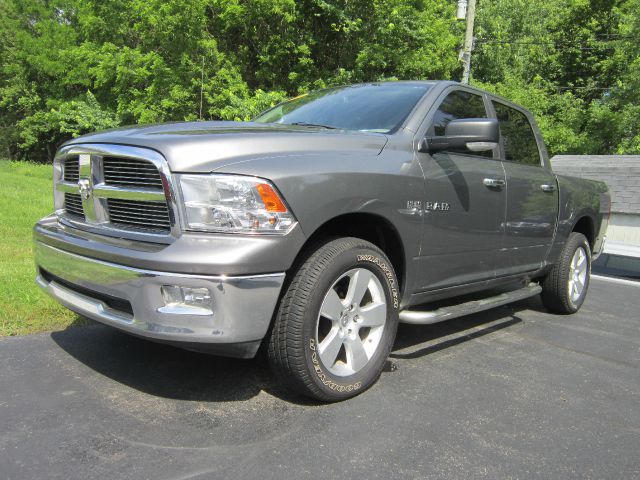 2009 Dodge Ram 1500 SLE Sierra 2WD