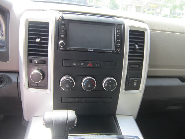 2009 Dodge Ram 1500 SLE Sierra 2WD