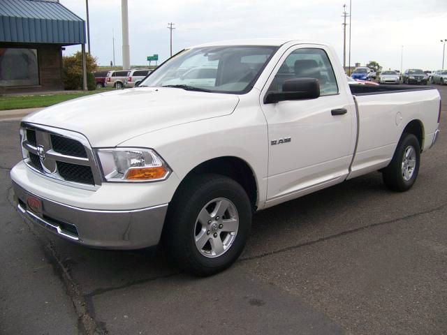 2009 Dodge Ram 1500 4D SV FWD