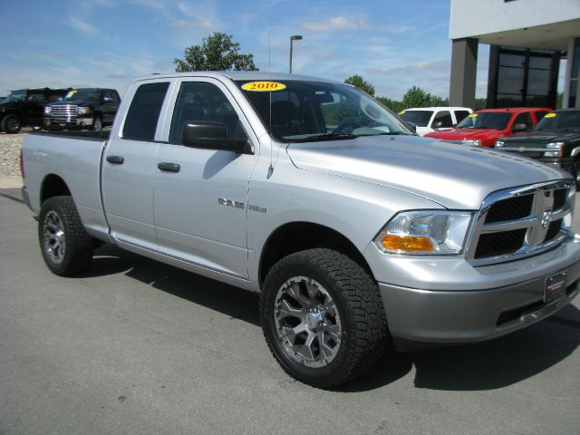 2010 Dodge Ram 1500 4dr LX 4WD Auto