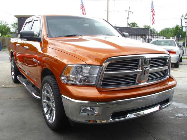 2010 Dodge Ram 1500 2WD Crew Cab 143.5