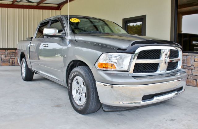 2010 Dodge Ram 1500 2WD Crew Cab 143.5