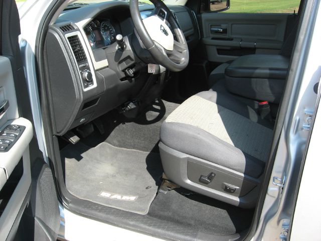 2010 Dodge Ram 1500 SLE Sierra 2WD