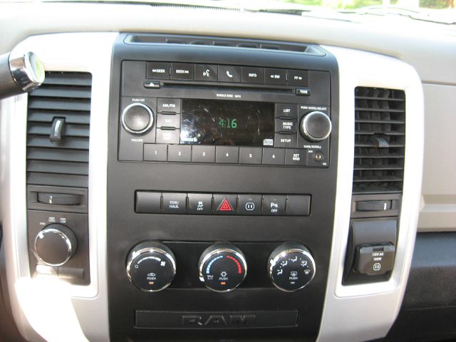 2010 Dodge Ram 1500 SLE Sierra 2WD