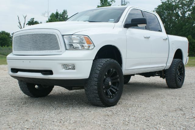 2011 Dodge Ram 1500 SLE Sierra 2WD