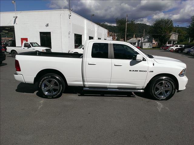 2011 Dodge Ram 1500 Premier 4x4 SUV