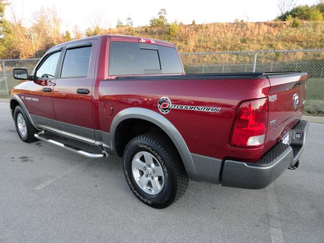 2011 Dodge Ram 1500 4 Dr XL Extended Cab SB