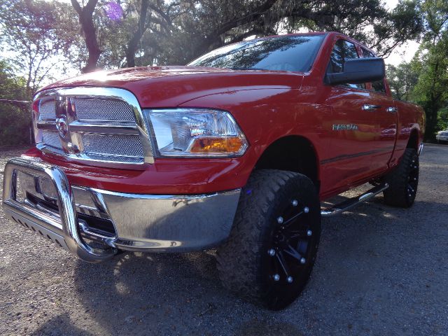 2011 Dodge Ram 1500 XLE, AWD, Leather