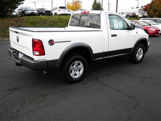 2011 Dodge Ram 1500 4 Dr XL Extended Cab SB