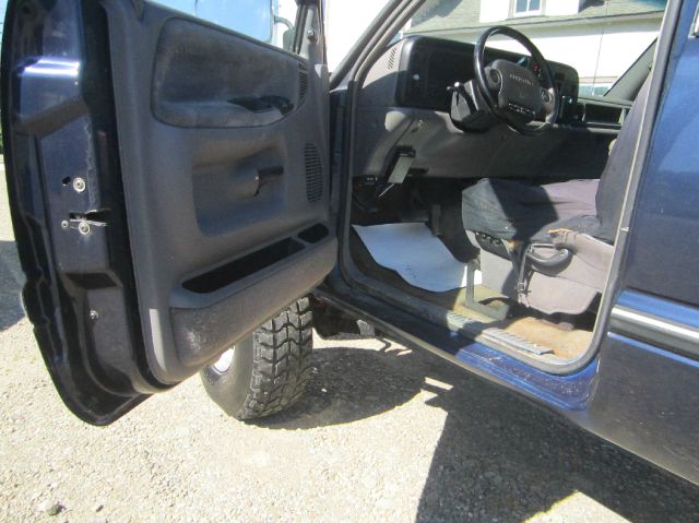 1995 Dodge Ram 2500 3.2tl With Navigation System