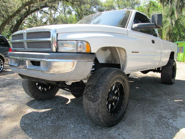 1995 Dodge Ram 2500 LE - Offroad Package