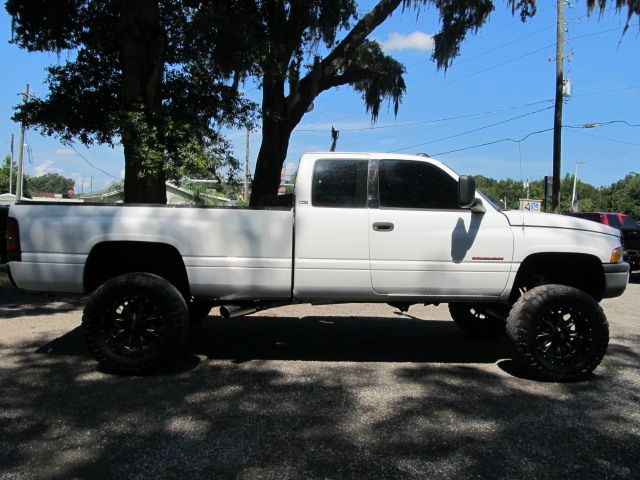 1995 Dodge Ram 2500 LE - Offroad Package