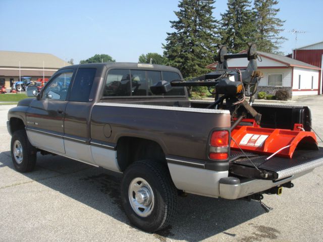 1997 Dodge Ram 2500 Reg Cab 4WD ST