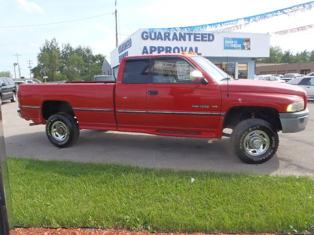 1997 Dodge Ram 2500 LE - Offroad Package