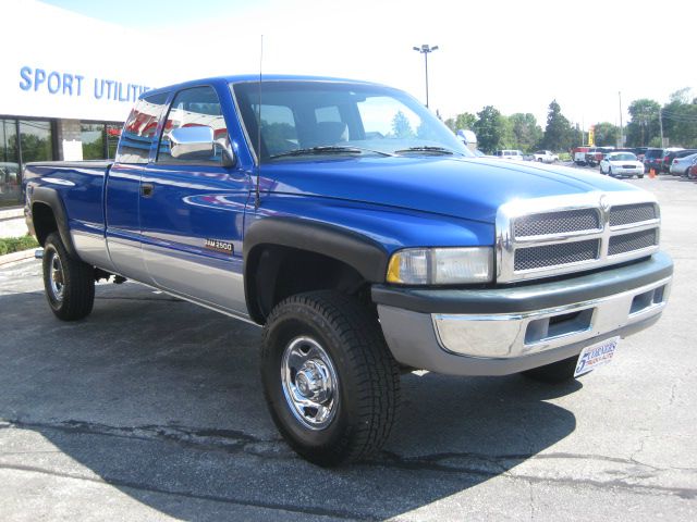 1997 Dodge Ram 2500 LE - Offroad Package