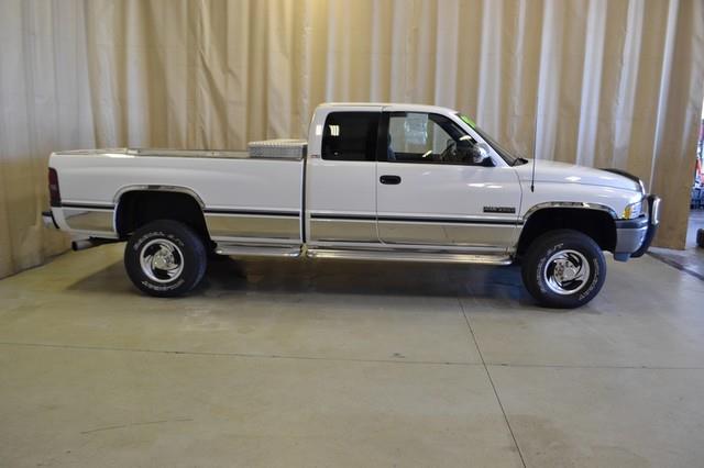 1997 Dodge Ram 2500 Limited 4x4 Wagon