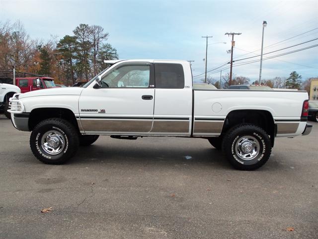 1997 Dodge Ram 2500 MGGT Coupe