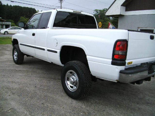 1998 Dodge Ram 2500 SXT Ext Cab