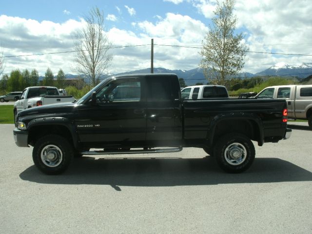 1998 Dodge Ram 2500 Extended Cab 4-wheel Drive LTZ