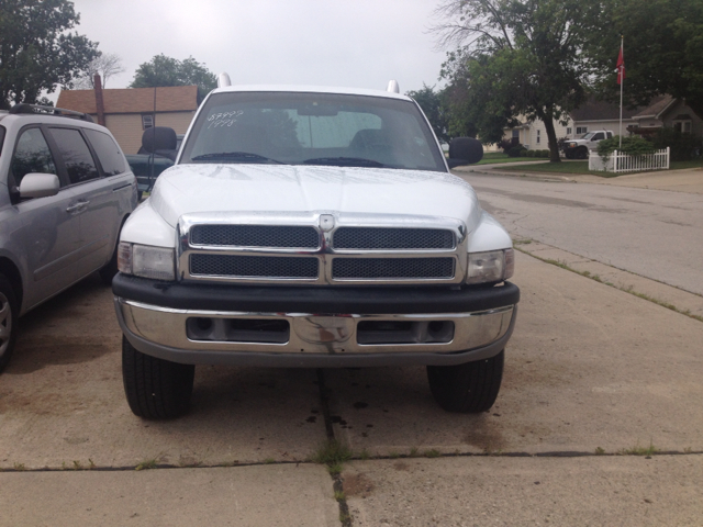 1998 Dodge Ram 2500 Extended Cab 4-wheel Drive LTZ