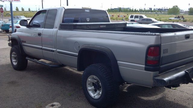 1999 Dodge Ram 2500 Z71 4X4 CREW CAB