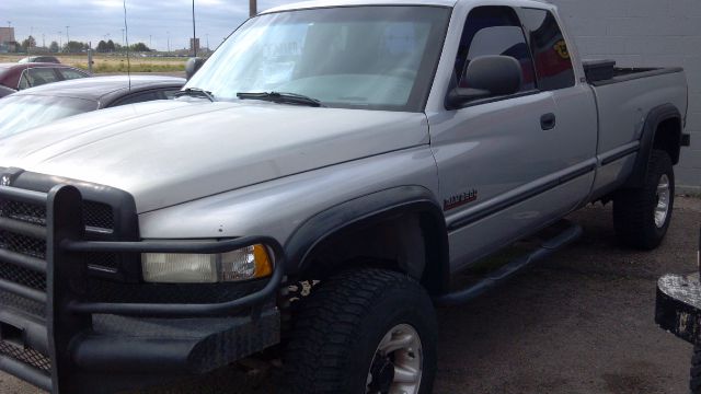 1999 Dodge Ram 2500 Z71 4X4 CREW CAB