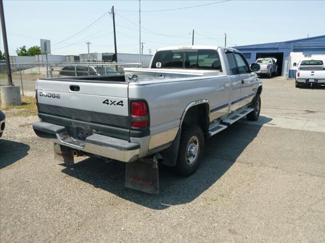 1999 Dodge Ram 2500 SLT