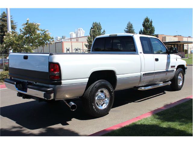 2000 Dodge Ram 2500 C1500 LS