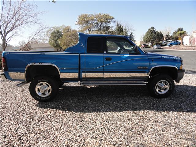 2000 Dodge Ram 2500 MGGT Coupe