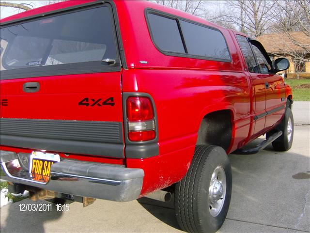 2000 Dodge Ram 2500 SLT