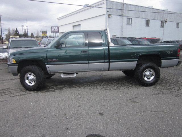 2001 Dodge Ram 2500 C350 Sport Sedan