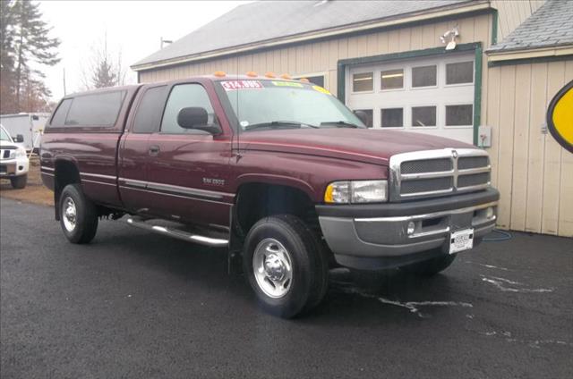 2001 Dodge Ram 2500 T Chairs