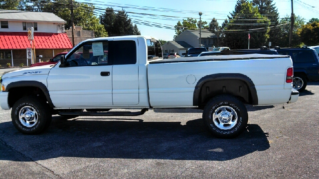 2001 Dodge Ram 2500 Z71 4X4 CREW CAB